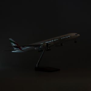 1/157 Scale 47cm Emirates B777 Diecast Resin Airplane Model Toy Kit with Stand Adult Aviation Enthusiasts Gift Or Collection