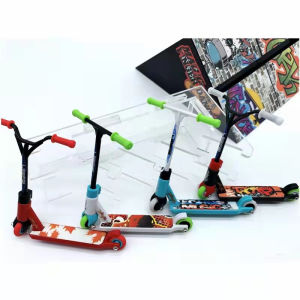 Mini Scooter Toy Funny Toys Exercise Hands-On Skills Party Toys Childrens Birthday Gift Desktop Decorations Skateboard Model