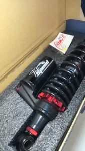 [MDEPOT] MOTORCYCLE REAR SHOCK WITH TANK 330MM FOR CLICK/MIO/MIO I125/M3/BEAT/SKY DRIVE