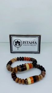 Gelang Kombinasi Butiran Pipi & Plat: Gaya Kasual Unik