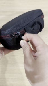 Túi chống sốc đựng loai bluetooth Marshall Emberton có quai xách túi khung cứng chống sốc loa mini