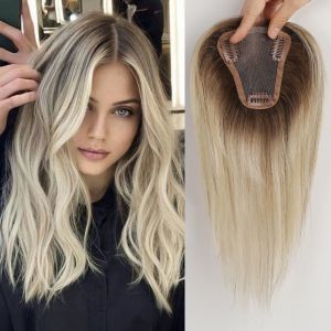 สีบลอนด์ผสมสีน้ําตาลผมมนุษย์ Topper กลางตรง Hairpieces 100% Remy Human Hair Silk Top Base Hair Extension สําหรับผู้หญิง