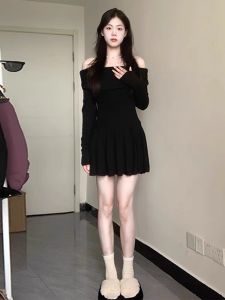 ชุดเดรสยาวคลุมเข่าแขนยาวสีดำ ทรงเข้ารูป เอวสูง ทรงเข้ารูป ชุดเดรสฤดูใบไม้ร่วงและฤดูหนาวสำหรับผู้หญิง ชุดเดรสสั้นทรงเข้ารูป