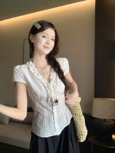 French Vintage Lace Trim Shirt 2025 Summer New Waist Cinching Slim Design Short Sleeve Womens Fashionable Top Korean Style Commute