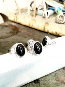 Cincin Batu kecubung Tanduk Hitam pekat