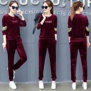 Fashionable Oversized Velvet Two-Piece Set Womens Spring Autumn Long Sleeve Casual Sportswear Set Comfortable round Neck Polyester Fiber