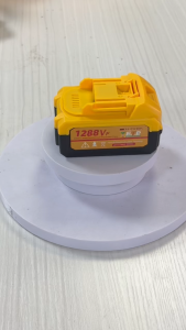Makita high-capacity lithium-ion battery PINSEN 198000mAh ultra-high capacity power tool battery Baterya ng litio na may 30 selda ng Makita Naaangkop sa karamihan ng mga elektrikong kagamitan Patuloy na paggamit na mas matagal sa 6 na oras