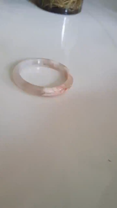 💦💦Vòng tay Nữ Bản Hẹ Mới Đá Mã Não Trắng Tuyết rau câu trong bóng quá đẹp luôn Ni 53mm x Cao 10mm x dầy 65mm Nữ mệnh Kim mệnh Thủy Cân nặng 52kg - 55kg đeo xinh tay đẹp lắm chỉ có 850k ạ