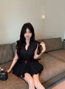 GUZILIAN | Áo sơ mi không tay cổ cao cạp cao thiết kế xếp ly phong cách công sở mùa hè 2025 chất liệu khác dài vừa phải