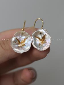 Yan Dayou Original Handmade Pearl Petal Butterfly Large Lacquer Gold Craft Earrings Traditional Artisanal Jewelry from Zhejiang