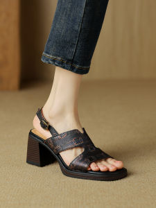 รองเท้าแตะส้นสูงแบบสวมสไตล์โรมันสีดำ หนังแท้ รองเท้าฤดูร้อนสำหรับผู้หญิง พื้นกันน้ำ สไตล์ฝรั่งเศส สวมใส่สบาย