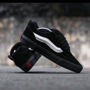 sepatu Vans01Knu Skool terbaaru dan terlaris masa kini sepatu vans01 knu skool Black and White Sneakers for Men and Women 100% Premium sepatu Vans01 KNu skoll sekolah laki laki perempuan sepatu tongkrongan remaja terbaru