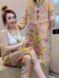 Elegant Ladies Summer Print Two-Piece Set Beautiful Floral Design Mid-Length Shirt Seven-Piece Pants Fashionable Adult Women