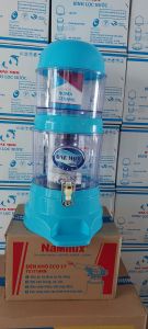 Bình lọc nước gia đình tốt đẹp màu xanh