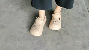 Sandal Baim Wanita Terbaru Premium Bahan Karet Ringan Anti Licin