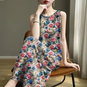 ชุดเดรสยาวคลุมท้องทรงเข้ารูปสำหรับคุณแม่ ฤดูร้อน 2025 เสื้อกั๊กแขนกุด คอวี กระโปรงทรงเอ ผ้าไนลอนผสมโพลีเอสเตอร์