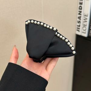 French Pearl Butterfly Knot Hair Clip Womens High Quality Simple Hair Clip Shark Tail Hair Accessory Elegant Fashionable