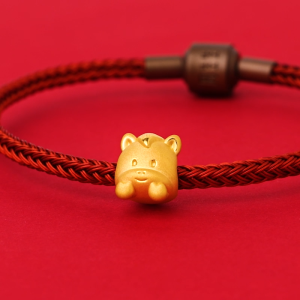 Chow Sang Sang  周生生 999 Gold Charme Horse Charm for Women & Men 95965C  (Bracelet Not Included)