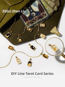 zengliu | Dây Chuyền Pendant Bánh Xe Tarot Hộp Nhỏ Xích Khóa Cổ Xương