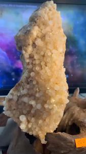 Bụi đá thạch anh vàng tự nhiên to lớn kèm đế Vip 3kg chiêu tài năng lượng nhà ở