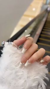 Set 24 móng tay giả dài - Z226 - sang trọng dễ thương cho nữ - Kèm keo dán móng CÓ ẢNH SP THẬT