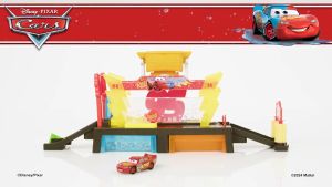 Disney And Pixar Cars Color Changers Race Ready Car Wash Playset & Color Changing Lightning Mcqueen (JBM70)