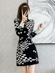 Hebden Style Vintage Knitted Dress Womens Autumn Winter Slim Fit Waist Cinched Sweater Skirt High End Sensation Elegant