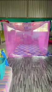 มุ้งหลังคาลาย ตราแมลงปอ มุ้งกันยุงผ้าพริกไทยตาถี่ มีหลายแบบหลายสี