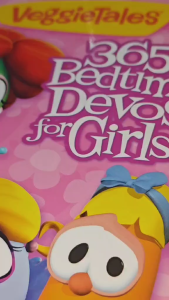 PCBS VeggieTales 365 Bedtime Devos for Girls