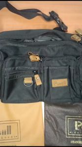 Waistbag Brand Lokal Pusiill: Tas Selempang Kualitas Tinggi