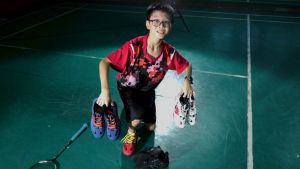 Hi-Qua Blazer Junior Sepatu Olahraga Badminton Anak
