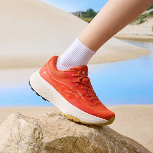 Camel รองเท้าผ้าใบผู้ชายพื้นหนาทนต่อการเสียดสีไม่ลื่นรองเท้าวิ่ง