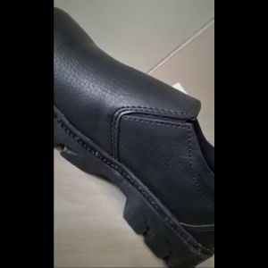 Sepatu safety King ERFOLG