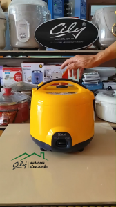 Nồi Cơm Điện Chang Cheng 1.8L Màu Vàng – Công Suất 900W Lòng Nồi Chống Dính Bảo Hành 1 Năm
