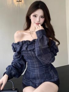 GUZILIAN | Áo sơ mi kẻ caro phong cách Hàn Quốc cho nữ mùa thu mới splicing lace một bên vai ôm vừa vặn thon gọn áo dài tay cổ chữ V