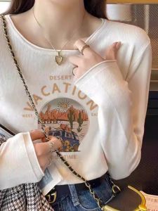 เสื้อยืดแขนยาวหลวมๆ สำหรับผู้หญิง ฤดูใบไม้ร่วง 2025 ใหม่ แขนยาว ทรงหลวม ทรงเข้ารูป เสื้อชั้นในสีน้ำเงิน