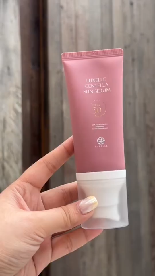Luxelle Centella Sun Serum SPF 50+ PA++++ Moisturizing & Anti-aging Hyaluronic Acid UVA/UVB Protection