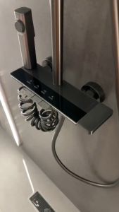 QUITE Rain Shower System Intelligent Digital Thermostat Display Piano Key Shower Set Bathtub Shower Set