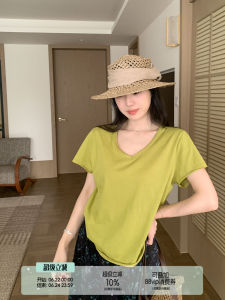 Rolled Hem V-Neck Loose Petite T-Shirt