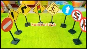 APE-RAMBU Ape Rambu rambu lalu lintas Mainan RAMBU-RAMBU LALULINTAS Alat Permainan Edukatif TK/PAUD