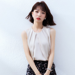 Champagne Color Satin Acetate Shirt Womens Summer round Neck Sleeveless Top Base Tank Inner Wear Versatile Loose Fit Regular Length