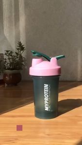 【Free Shipping】700ml Sports Bottle Large Capacity Portable Water Bottle Tumbler Outdoor Sports Fitness Travel Drink Bottles Creative Protein Shake Bottle Mixing Flask Tumbler BPA Free