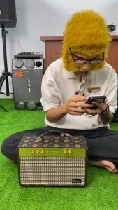 Loa Xách Tay Bluetooth TW318 Công nghệ âm thanh tối ưu từ Mạnh Tiến- Thiết Kế Sang Trọng Âm Thanh Sóng Động Chất Lượng Cao Tặng Kèm 2 Micro Không Dây