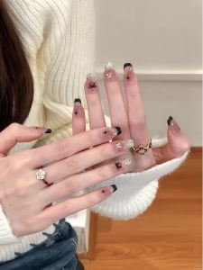 10 Pieces of Handmade Wearable Nail Art Trapezoidal Full-Cover Nail Tips Medium Length Black with Crushed Diamonds Cool and Sweet Style Suitable for Women and Girls Perfect for Autumn and Winter Outings Music Festivals and as a Gift Comes with...