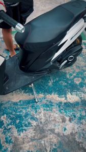 Kulit jok motor MB TECH VARIO BEAT SOOPY MIO Hitam sarung jok MB TECH VARIO HITAM sarung/kulit jok Honda Vario bahan Mbtech Terbaik KHUSAERI STORE