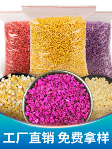 Freeze-Dried Banana And Strawberry Bits Crispy Dehydrated Fruit Snacks for Baking Milk Tea Decoration Commercial Use