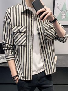 มีสไตล์แขนยาวลายชายเสื้อสําหรับฤดูใบไม้ผลิฤดูร้อนฤดูใบไม้ร่วงบางปกติ Fit Casual Youth ยอดนิยมสไตล์ย้อนยุคญี่ปุ่น