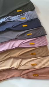 Paket Bergo Hamidah 10 Pcs Dengan Label Akrilik Hanya 100 Ribu