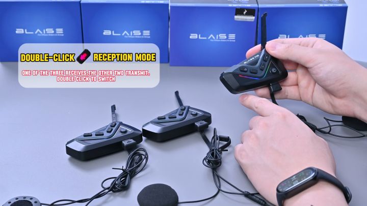 BLAISE V15S Mesh Intercom Headset Double Core CVC+DSP dual noise  reduction 15 people mesh free networking Intercom distance up to  kilometres