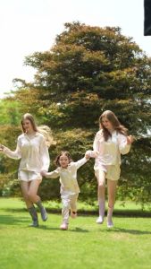 Please Disturb (Limited) Grace Kid ชุดนอนเด็ก Whisper Silk แขนยาวขายาว ลาย Ribbon Flora นุ่ม เย็น